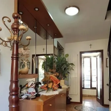 Holiday home Casa Galloni Casa Indipendente A 100 M Dal